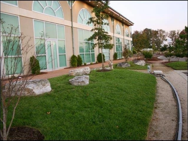 Virginia Landscapes & Morris Lawn Maintenance - Photo 5