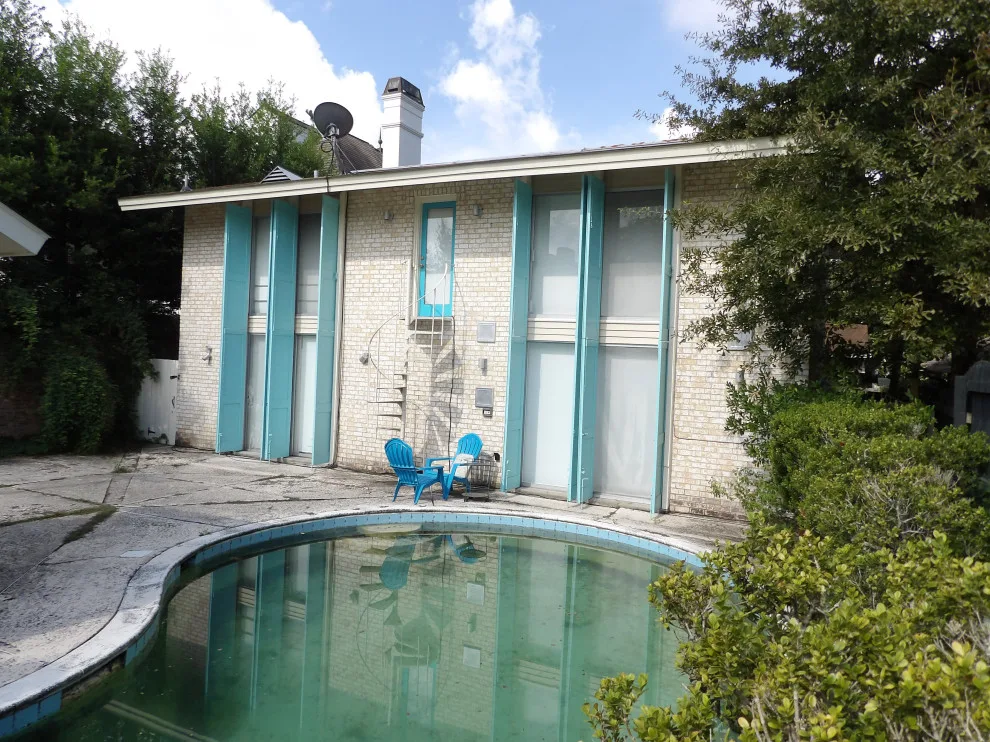 Vibrant Outdoor Transformation by Nathan Fell Architecture - Photo 3