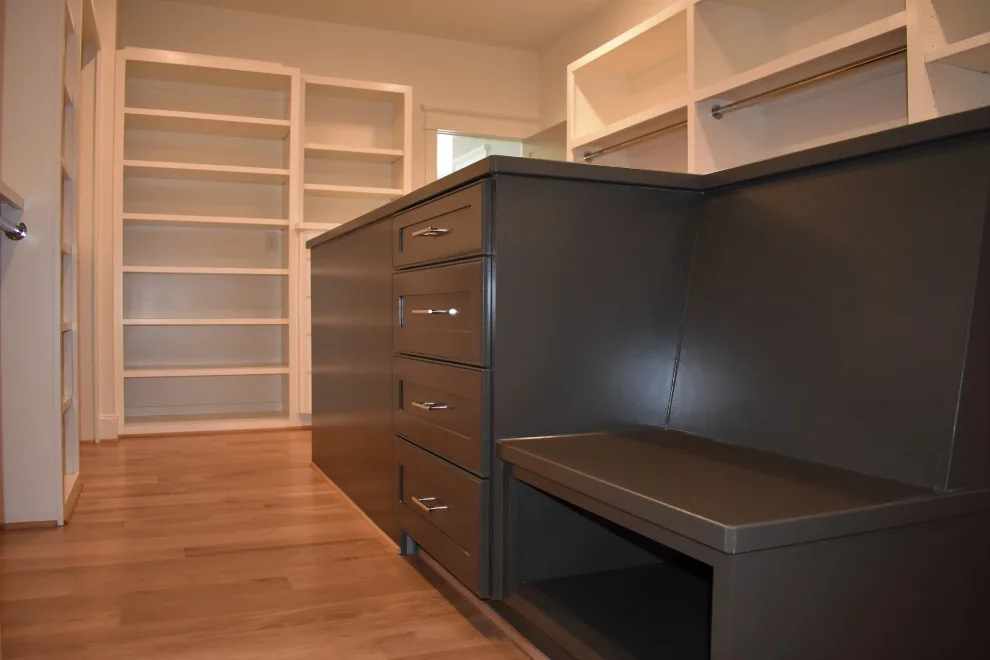 Saxon at Oak Forest by Newhaven Residential Design - Photo 11