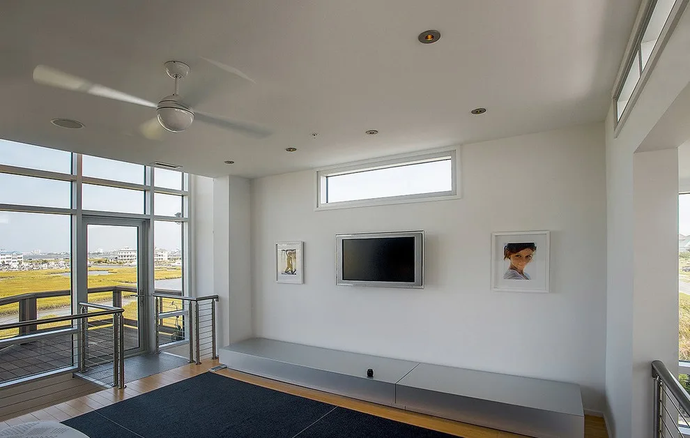 Contemporary Coastal Home by David D. Quillin Architecture - Photo 13