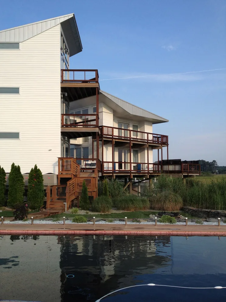 Contemporary Coastal Home by David D. Quillin Architecture - Photo 19