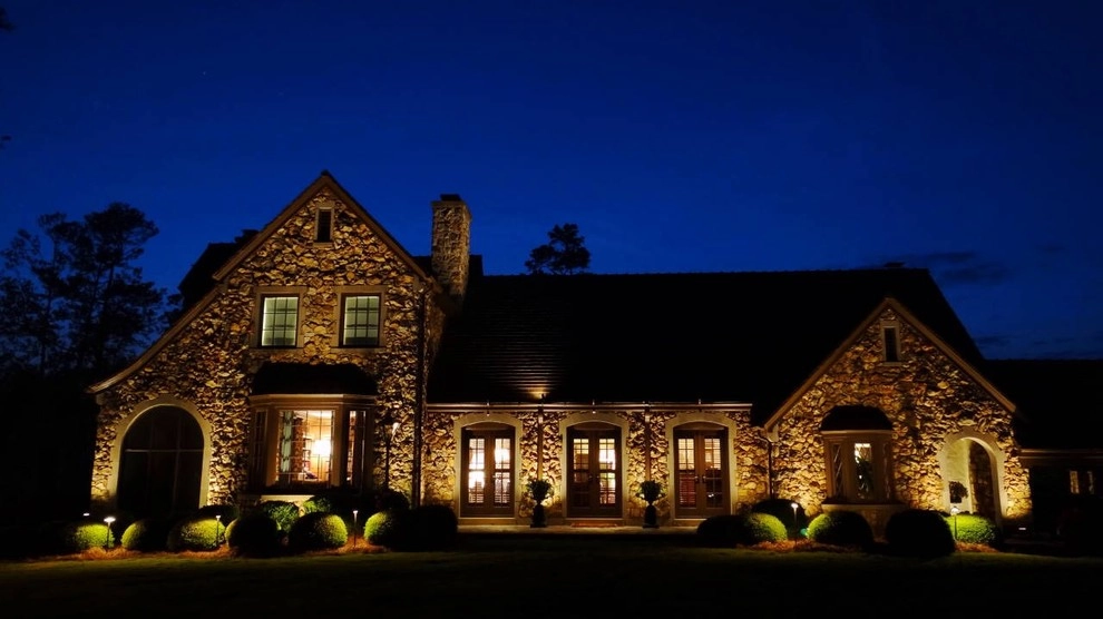LED Landscape Lighting by VIVID Landscape & Lighting - Photo 3