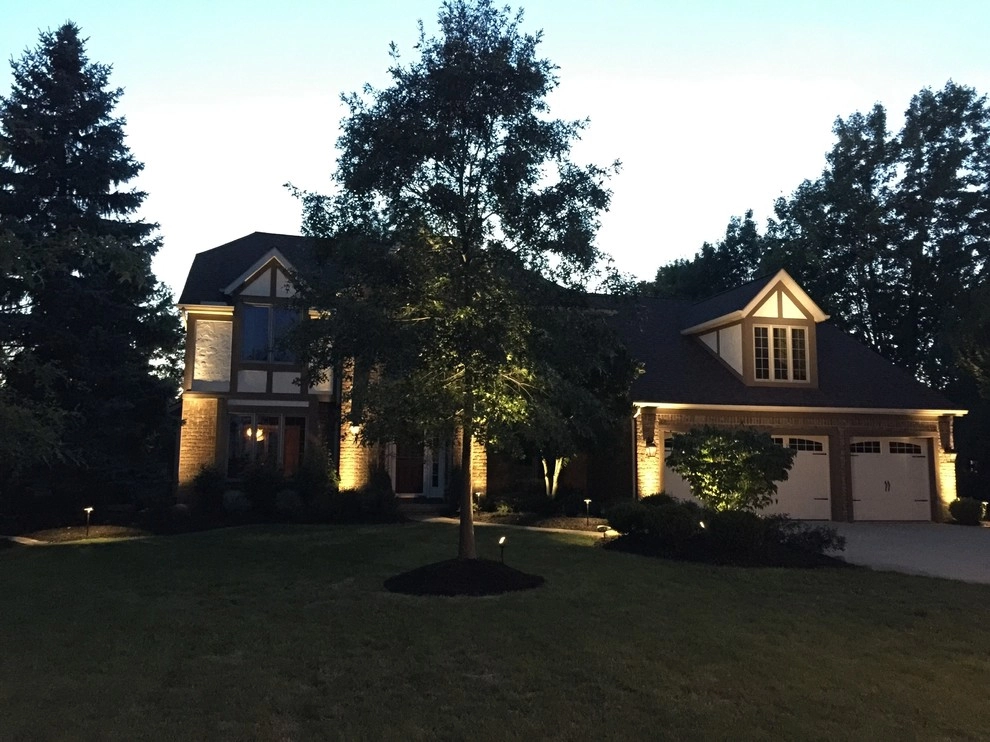 VIVID Landscape & Lighting - Photo 5