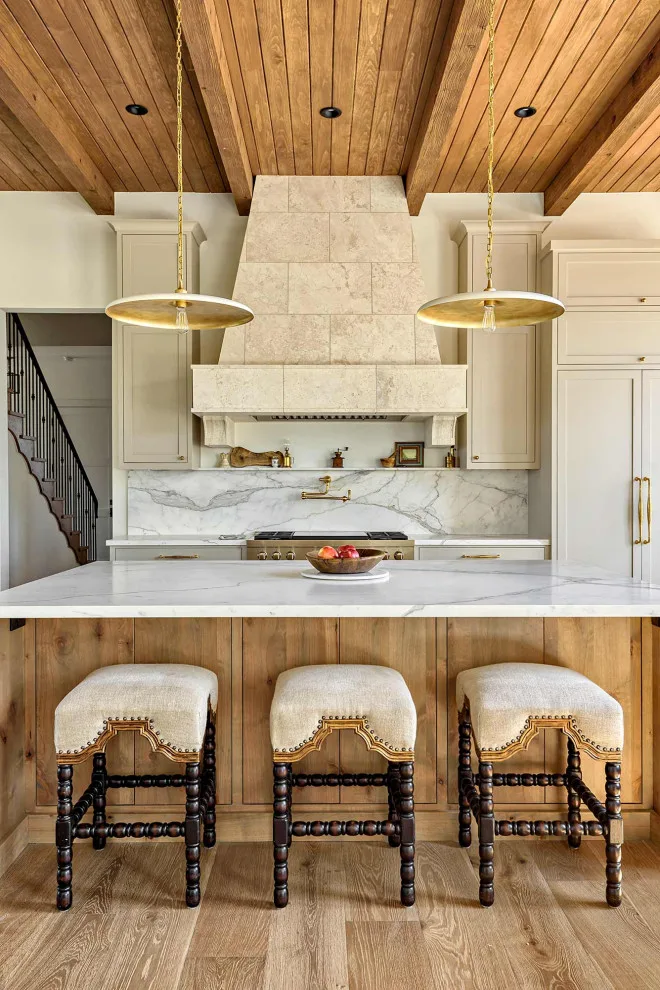 Shiloh Creek Manor by Vanguard Studio Inc. - Photo 13