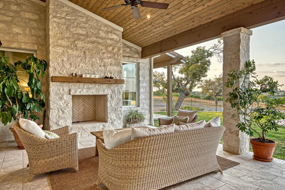 Shiloh Creek Manor by Vanguard Studio Inc. - Photo 9