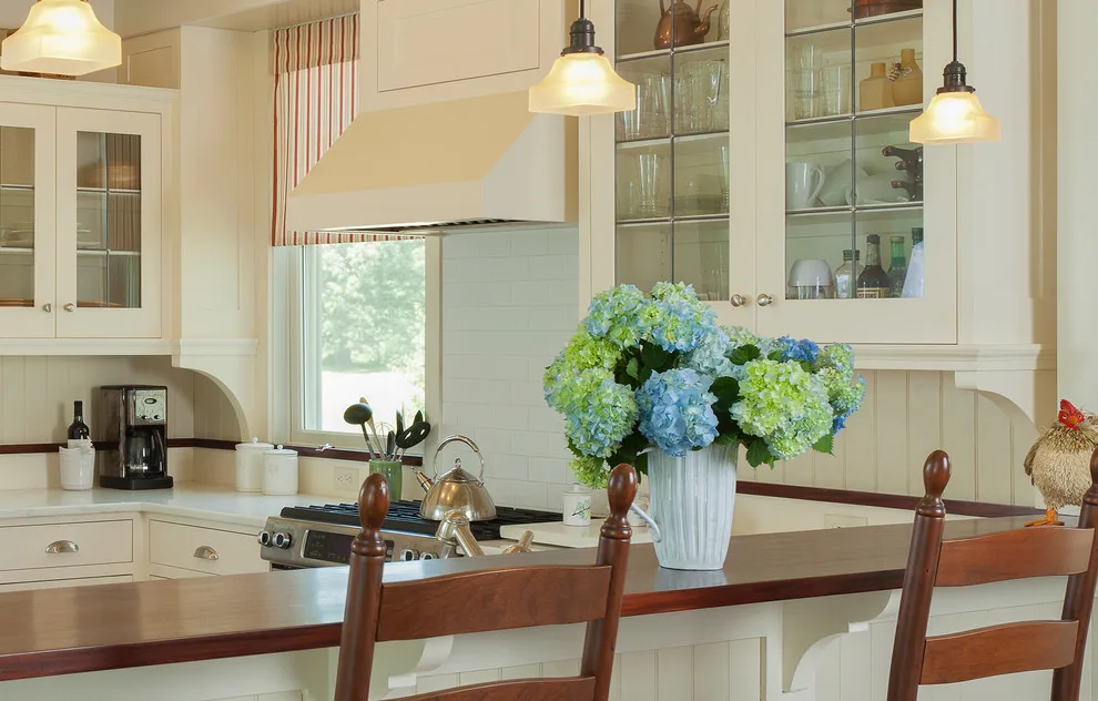 Cottage in Shingle Style by HK Pae Architects - Photo 6