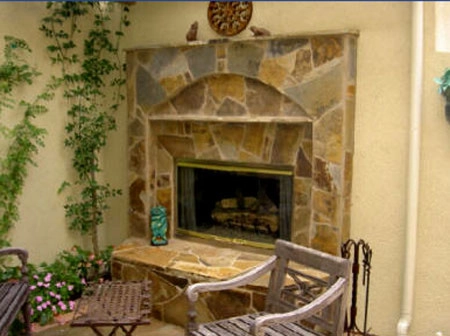 Outdoor Living Space with Kitchen and BBQ by Ocean Blue Pools And Landscaping - Photo 4