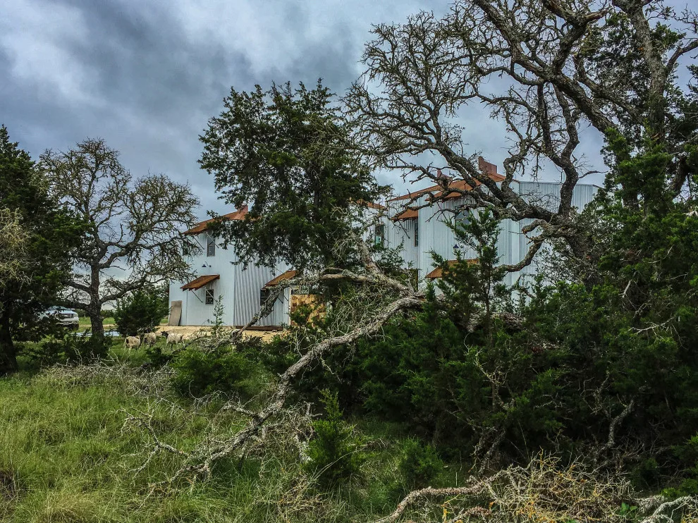 Silo Residence by Ignacio Salas-Humara Architect LLC - Photo 25