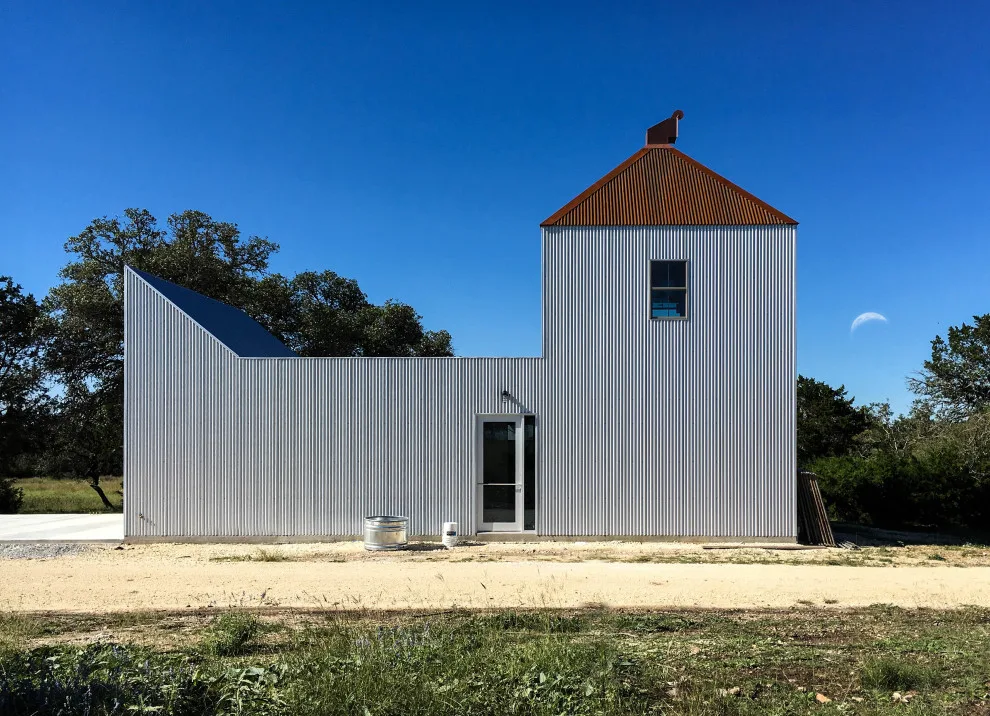 Silo Residence by Ignacio Salas-Humara Architect LLC - Photo 20