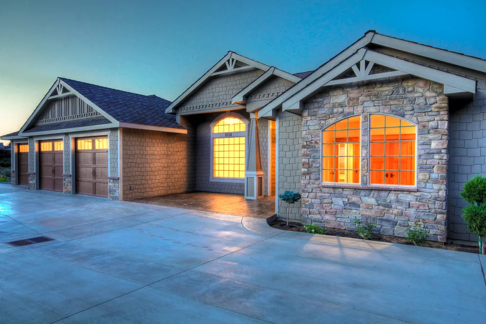 Horizon by Complete Design Inc. - Photo 3