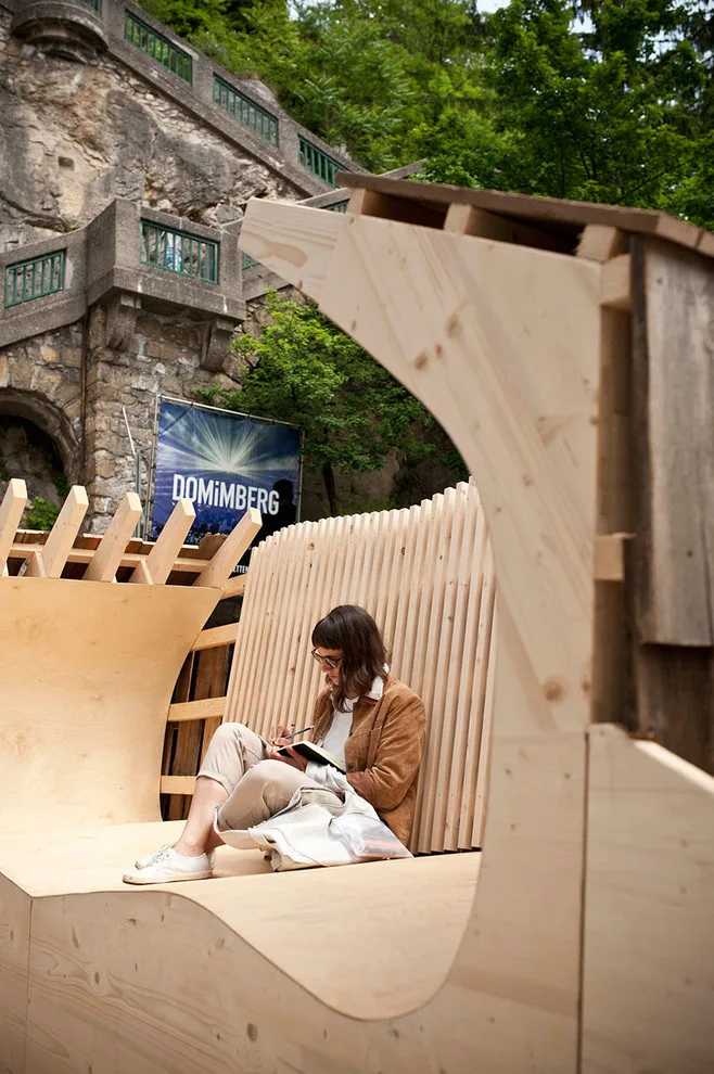 Smart Urban Privacy Solutions for Public Spaces by Wolfgang Pichler Design Inc. - Photo 3