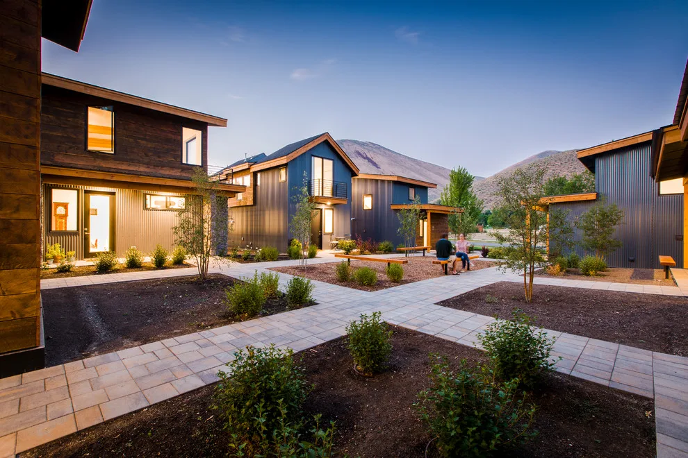 Sonitalena Cabins by M.O.D.E. LLC. - Photo 15