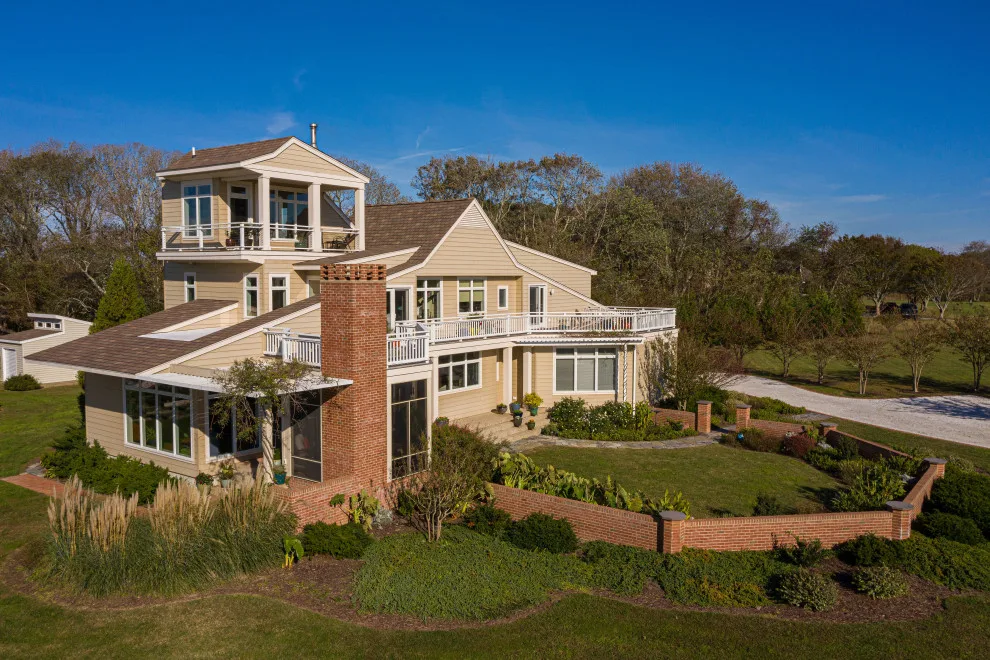 Heritage Home with a Scenic Outlook by David D. Quillin Architecture - Photo 18
