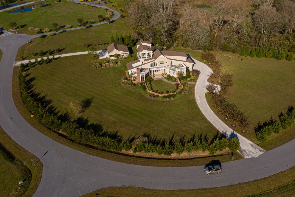 Heritage Home with a Scenic Outlook by David D. Quillin Architecture - Photo 9