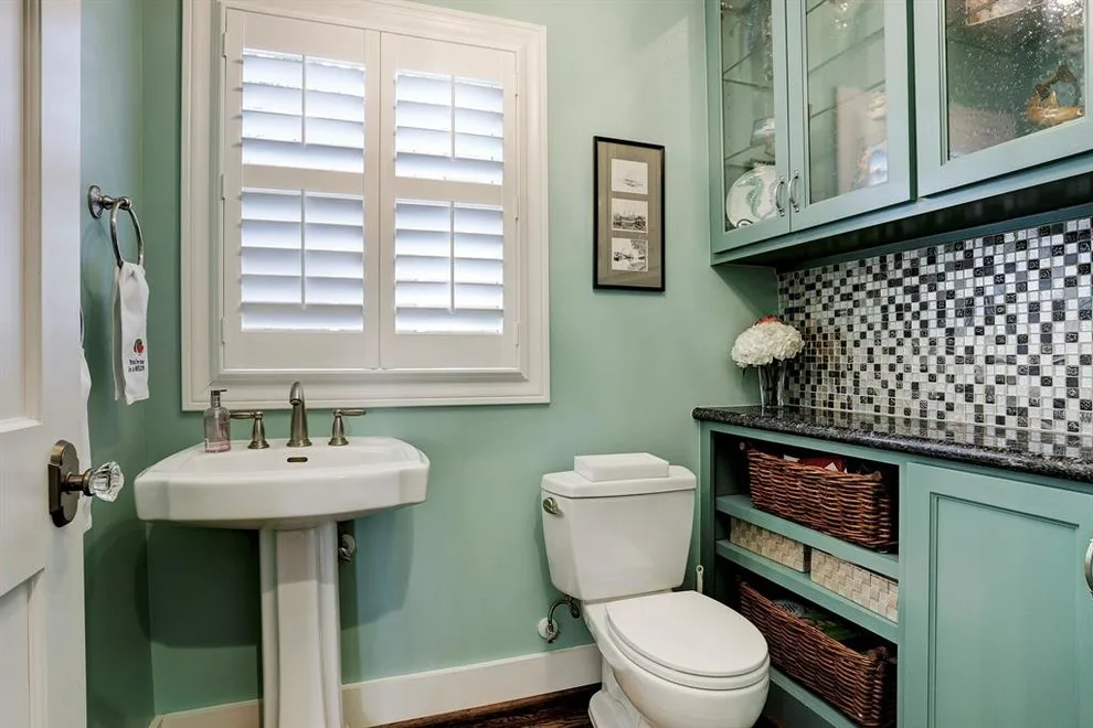 Classic Residence in Southside Place, Texas by Newhaven Residential Design - Photo 12