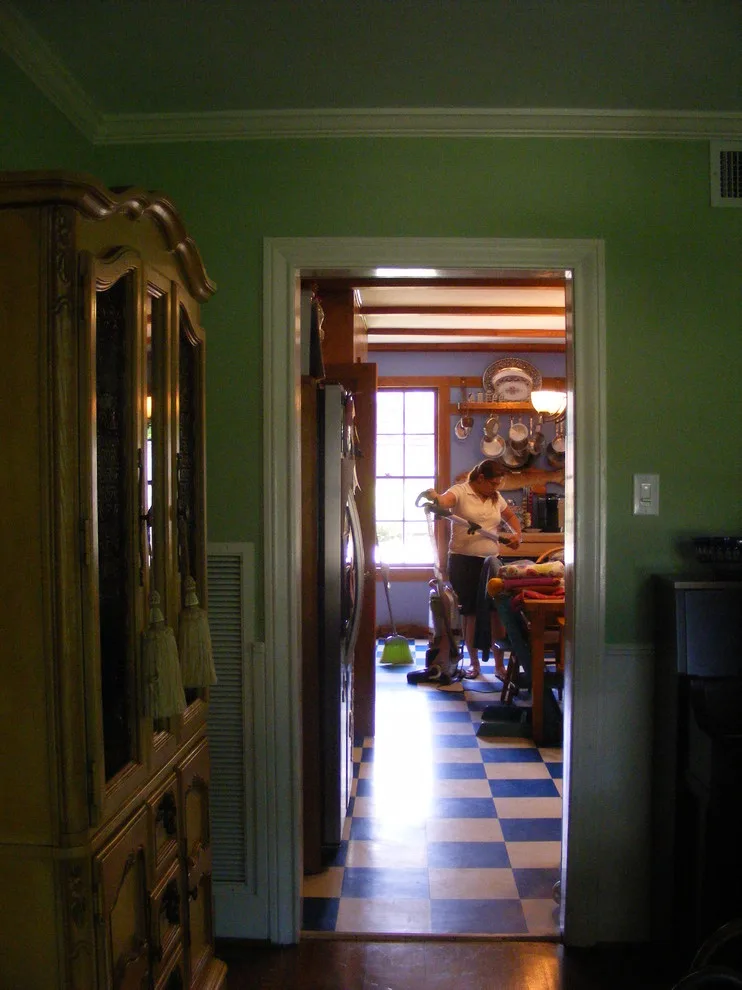 Classic Residence in Southside Place, Texas by Newhaven Residential Design - Photo 20