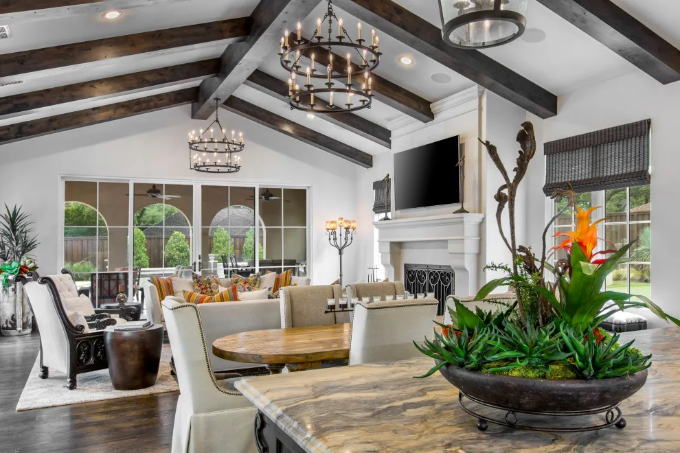 Eclectic Spanish Residence by Heritage Design Studio - Photo 3