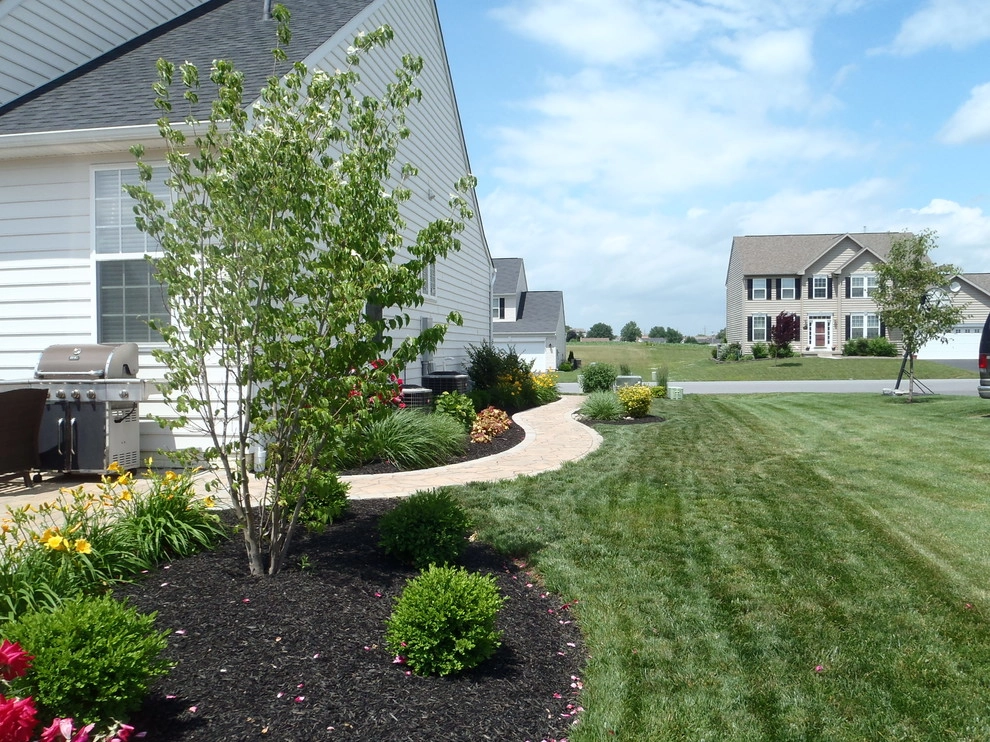 2012 Greencastle Landscape/Hardscape Project by Weavers Landscape Company - Photo 8