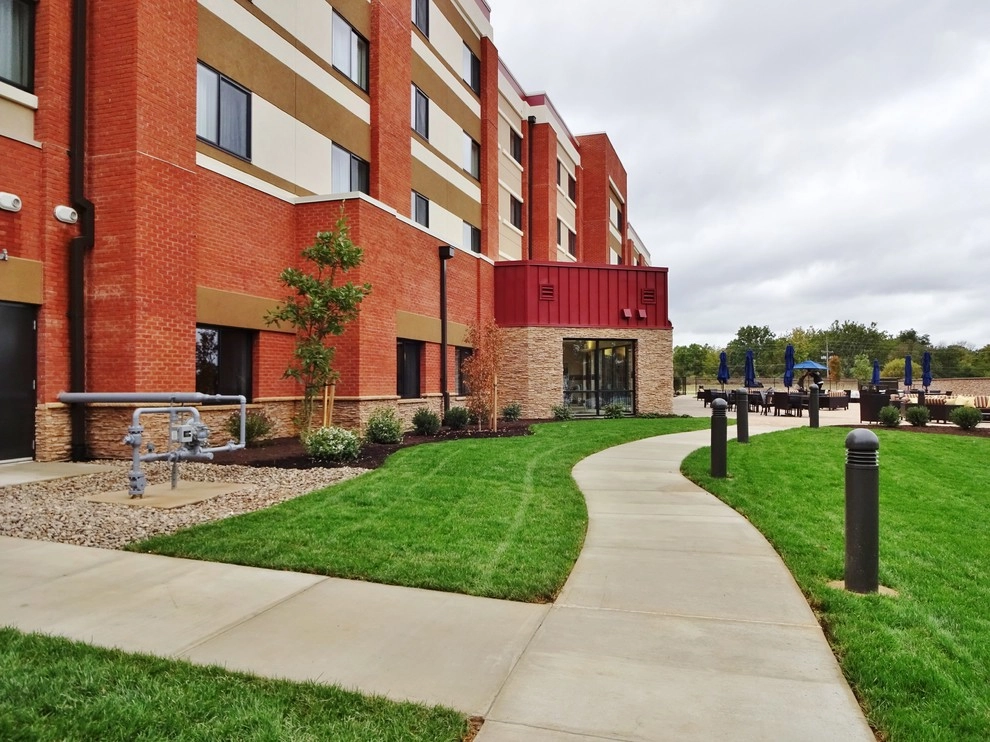 2015 Courtyard Marriott Project by Weavers Landscape Company - Photo 7
