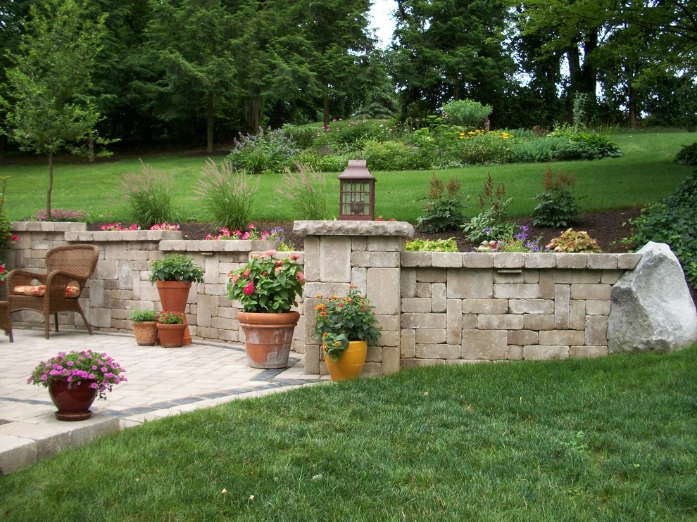 Beautiful Patio/Garden House by Weavers Landscape Company - Photo 2