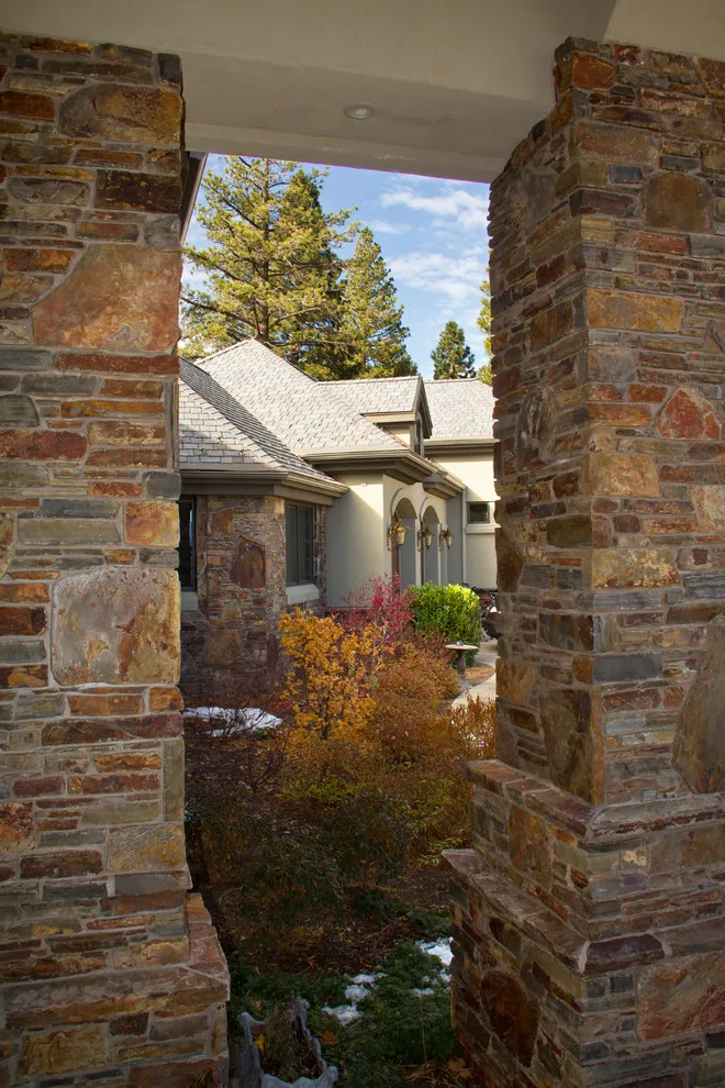 Saint James by Miles Architectural Group - Photo 2