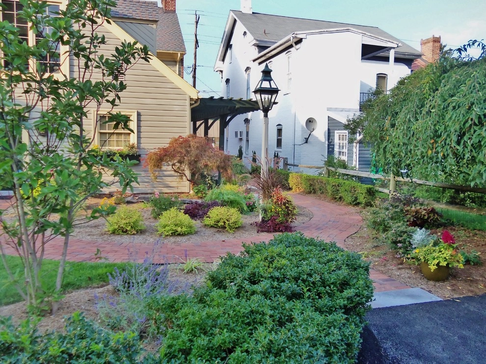 Williamsburg Style Structure by Weavers Landscape Company - Photo 4