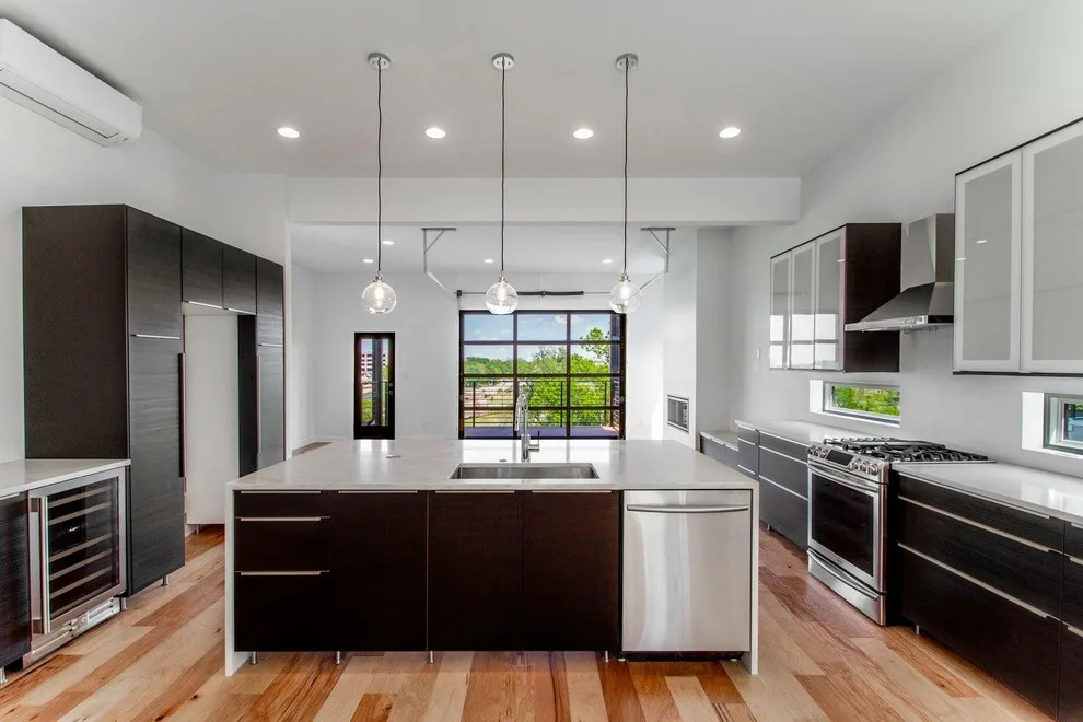 Steamship Residence by ROGUE Architecture, LLC - Photo 9