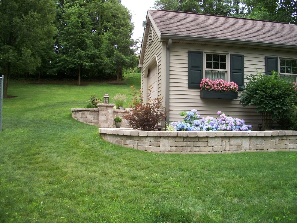 Beautiful Patio/Garden House by Weavers Landscape Company - Photo 10