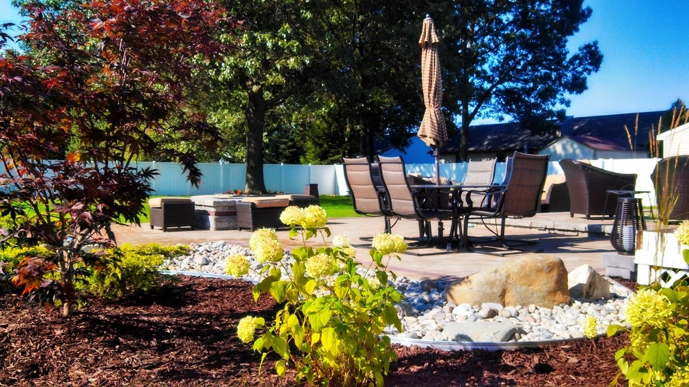 Weesies Bros. Garden Centers & Landscaping - Photo 10