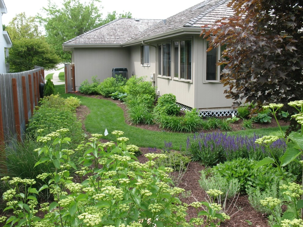 Custom Gardens by Well Rooted Gardens - Photo 8