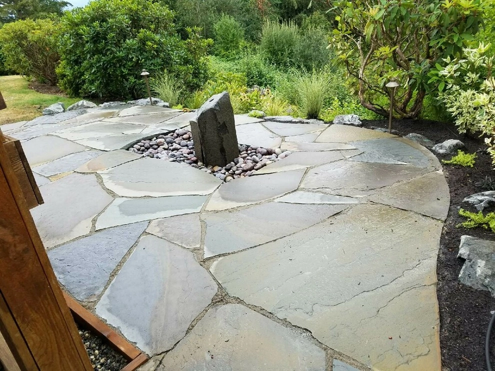 Lake Sammamish Landscape Renovation by West Edge Landworks LLC - Photo 5