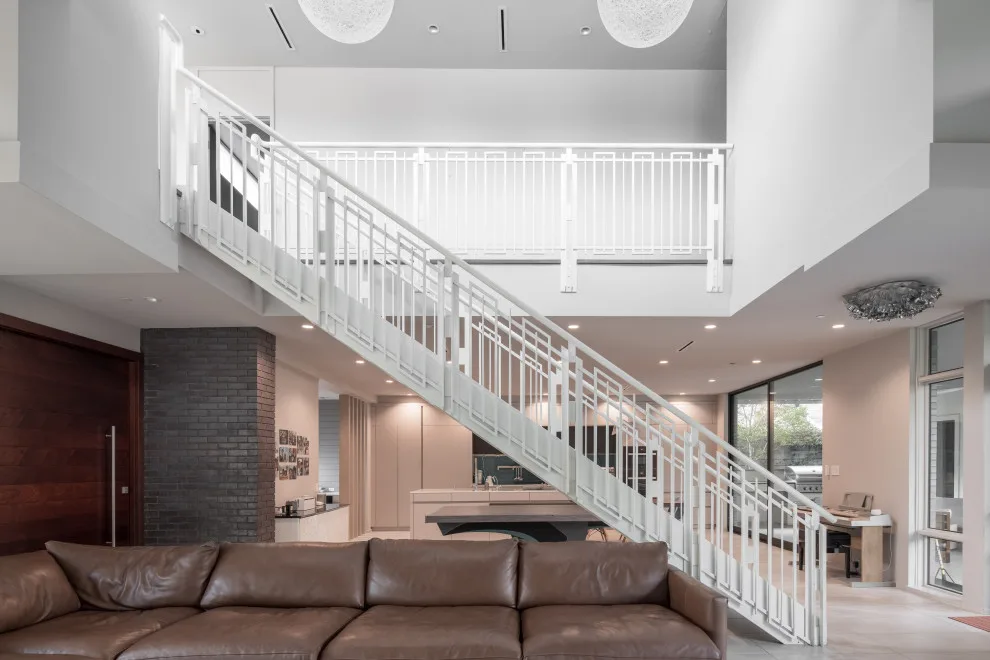 Radiant Contemporary by Masa Studio Architects - Photo 6