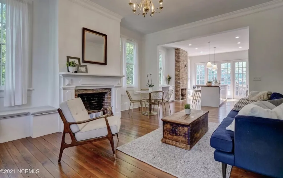 Sutton-Burgwin House renovation and restoration by B + O Design Studio, Pllc - Photo 10