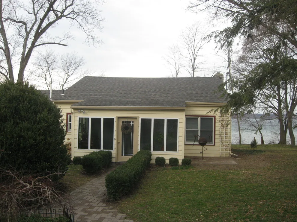 Teall Beach Cottage Revamp by D.R. Long, Architect + Associates - Photo 10