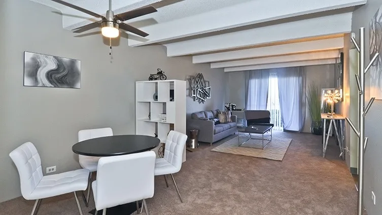 The Croft - Sample Apartment by Stephanie Schulke - Photo 5