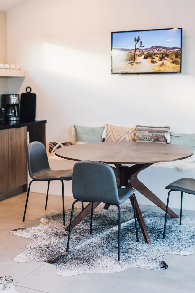 The Contemporary Wolfden Cottage by Wolfgang Pichler Design Inc. - Photo 43
