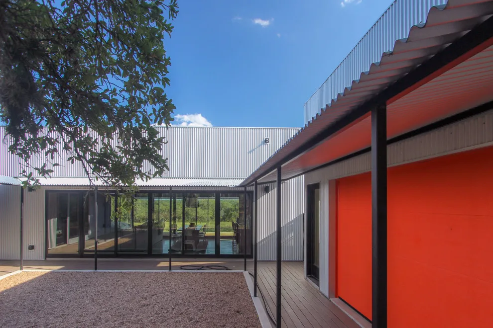 The Citadel by Ignacio Salas-Humara Architect LLC - Photo 13