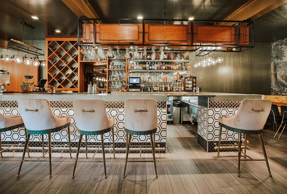 The Makeup Parlor by Adam Green Architect - Photo 4