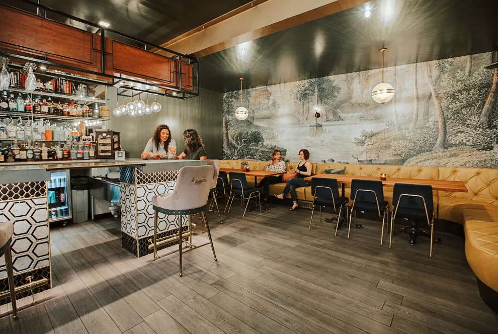 The Makeup Parlor by Adam Green Architect - Photo 8