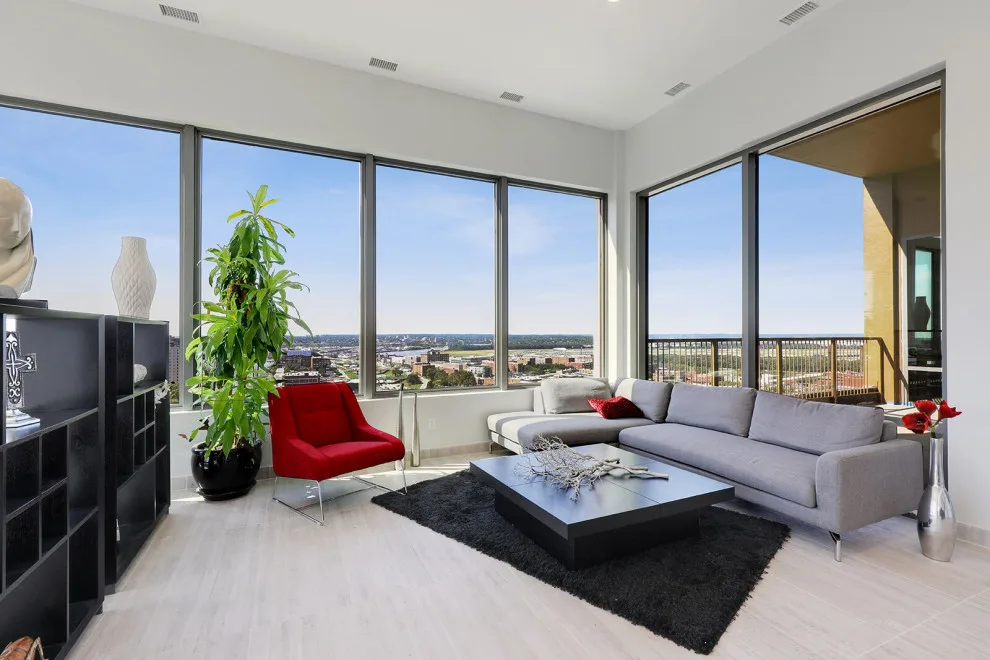 Modern Elegant Rooftop Apartment by B+A Architecture - Photo 12