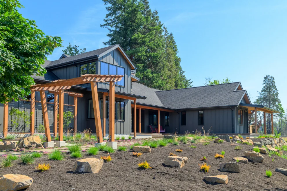 The Riverbank Ranch Home by Arbor South Architecture - Photo 2