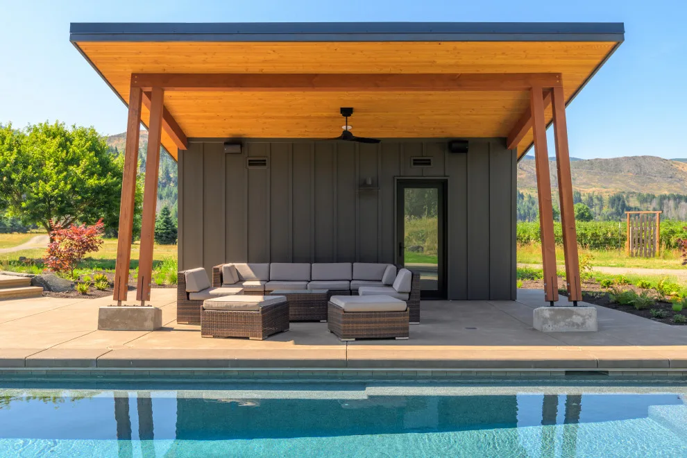 The Riverbank Ranch Home by Arbor South Architecture - Photo 4