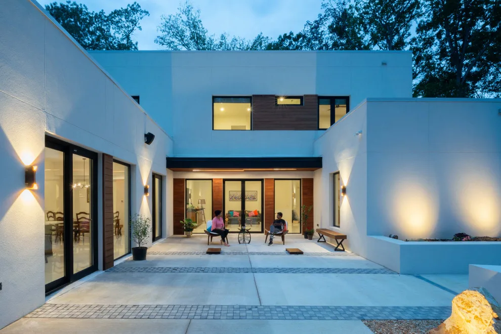 Tri-Courtyard Residence by Habanero Architecture, PLLC - Photo 6