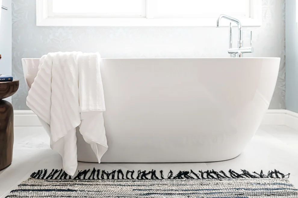 Eternal Main Bathroom by Rockledge Design + Architecture - Photo 21