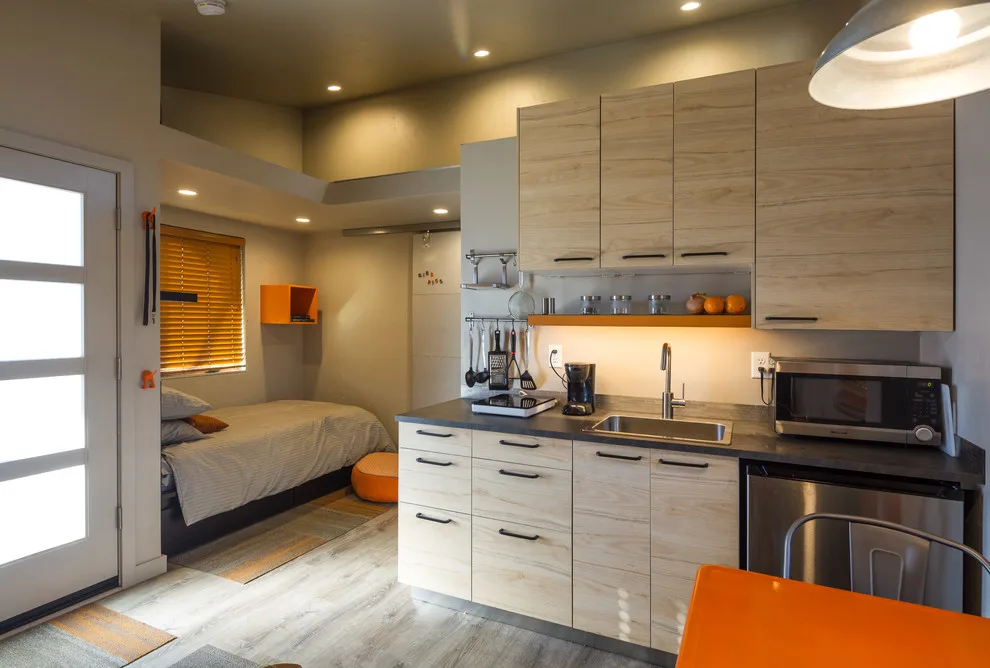 Compact Dwelling by Arbor South Architecture - Photo 5