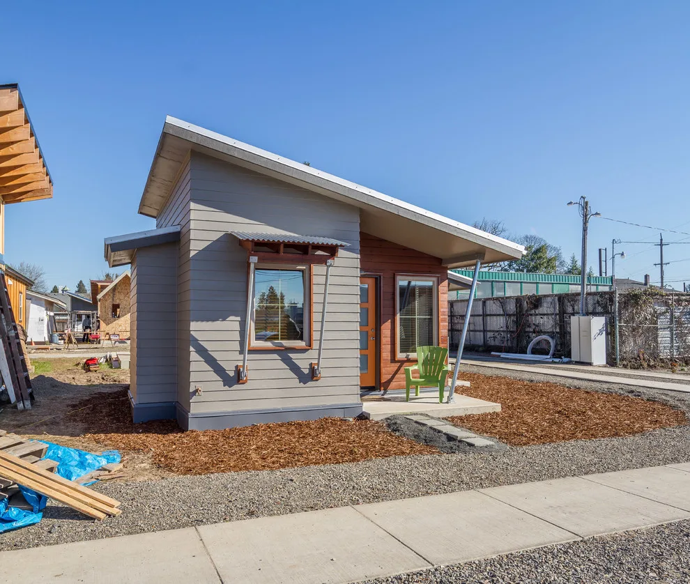 Compact Dwelling by Arbor South Architecture - Photo 6