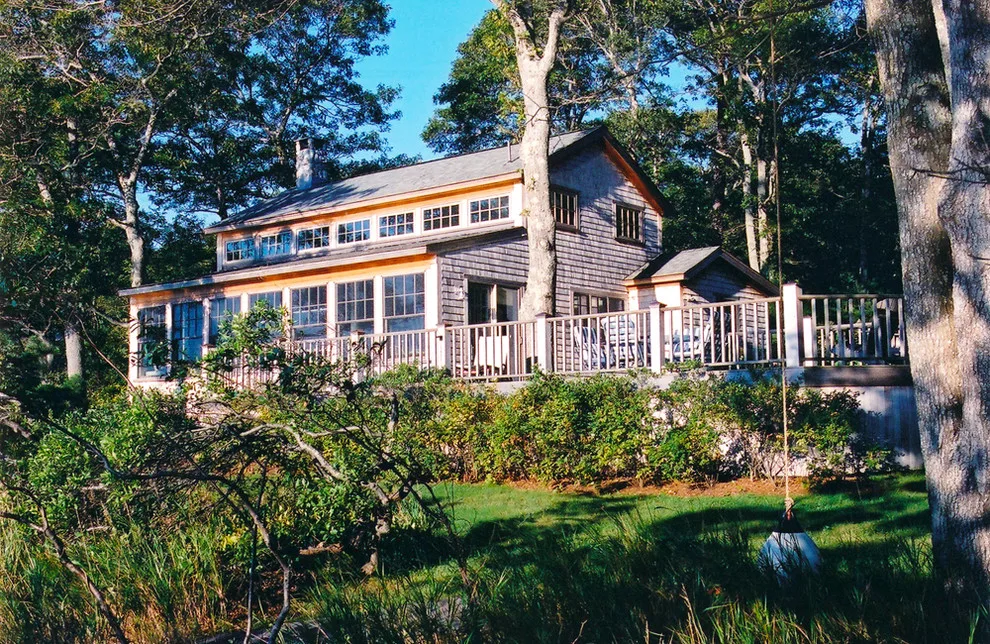Tisbury Lakeside Retreat by Sherman Associates - Photo 2