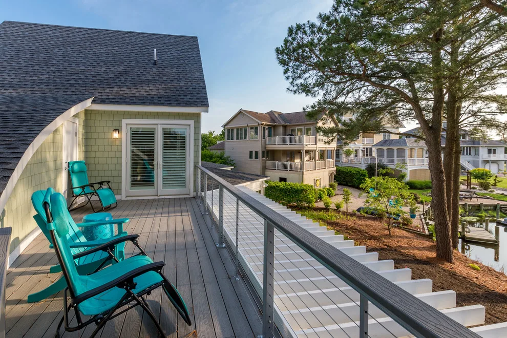 Classic Coastal Aesthetic by David D. Quillin Architecture - Photo 9