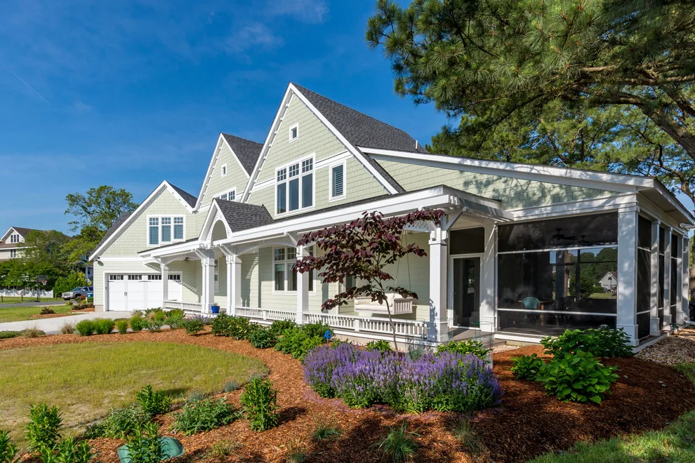 Classic Coastal Aesthetic by David D. Quillin Architecture - Photo 15