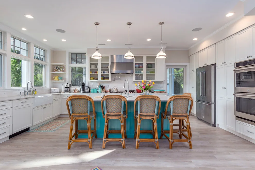 Classic Coastal Aesthetic by David D. Quillin Architecture - Photo 2
